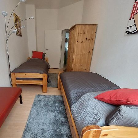 Schoene Zwei-Zimmer-Wohnung "W2" Mit 4 Einzelbetten Und Wlan In Zwenkau Bei Leipzig Im Neuseenland Dış mekan fotoğraf