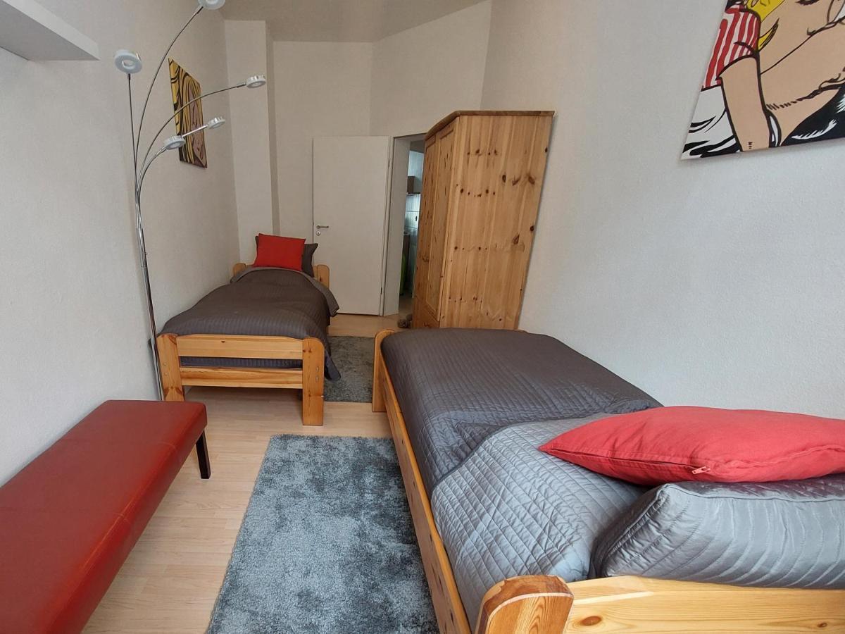 Schoene Zwei-Zimmer-Wohnung "W2" Mit 4 Einzelbetten Und Wlan In Zwenkau Bei Leipzig Im Neuseenland Dış mekan fotoğraf