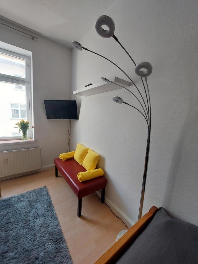 Schoene Zwei-Zimmer-Wohnung "W2" Mit 4 Einzelbetten Und Wlan In Zwenkau Bei Leipzig Im Neuseenland Dış mekan fotoğraf