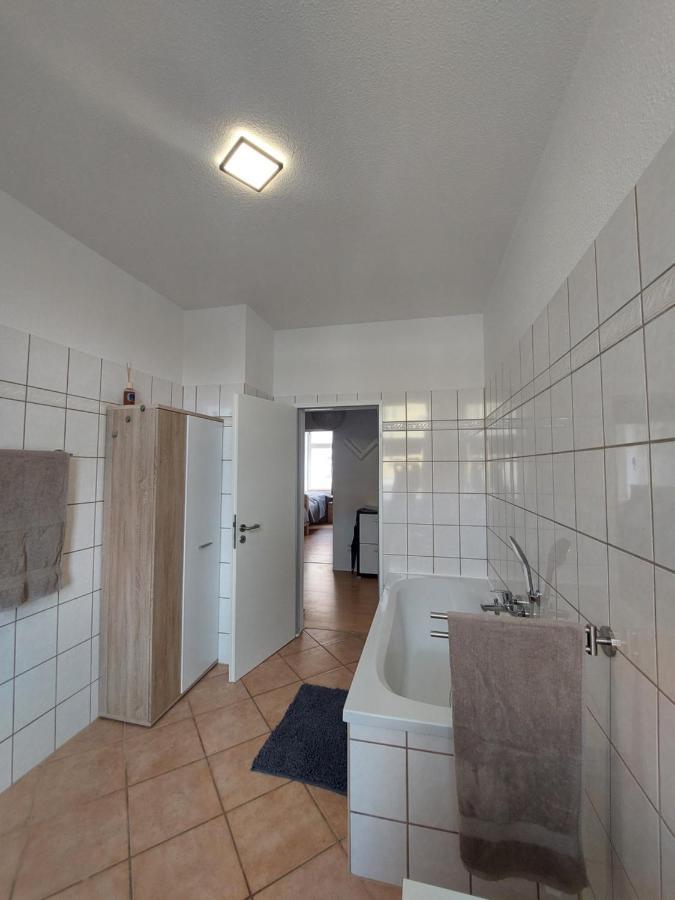 Schoene Zwei-Zimmer-Wohnung "W2" Mit 4 Einzelbetten Und Wlan In Zwenkau Bei Leipzig Im Neuseenland Dış mekan fotoğraf