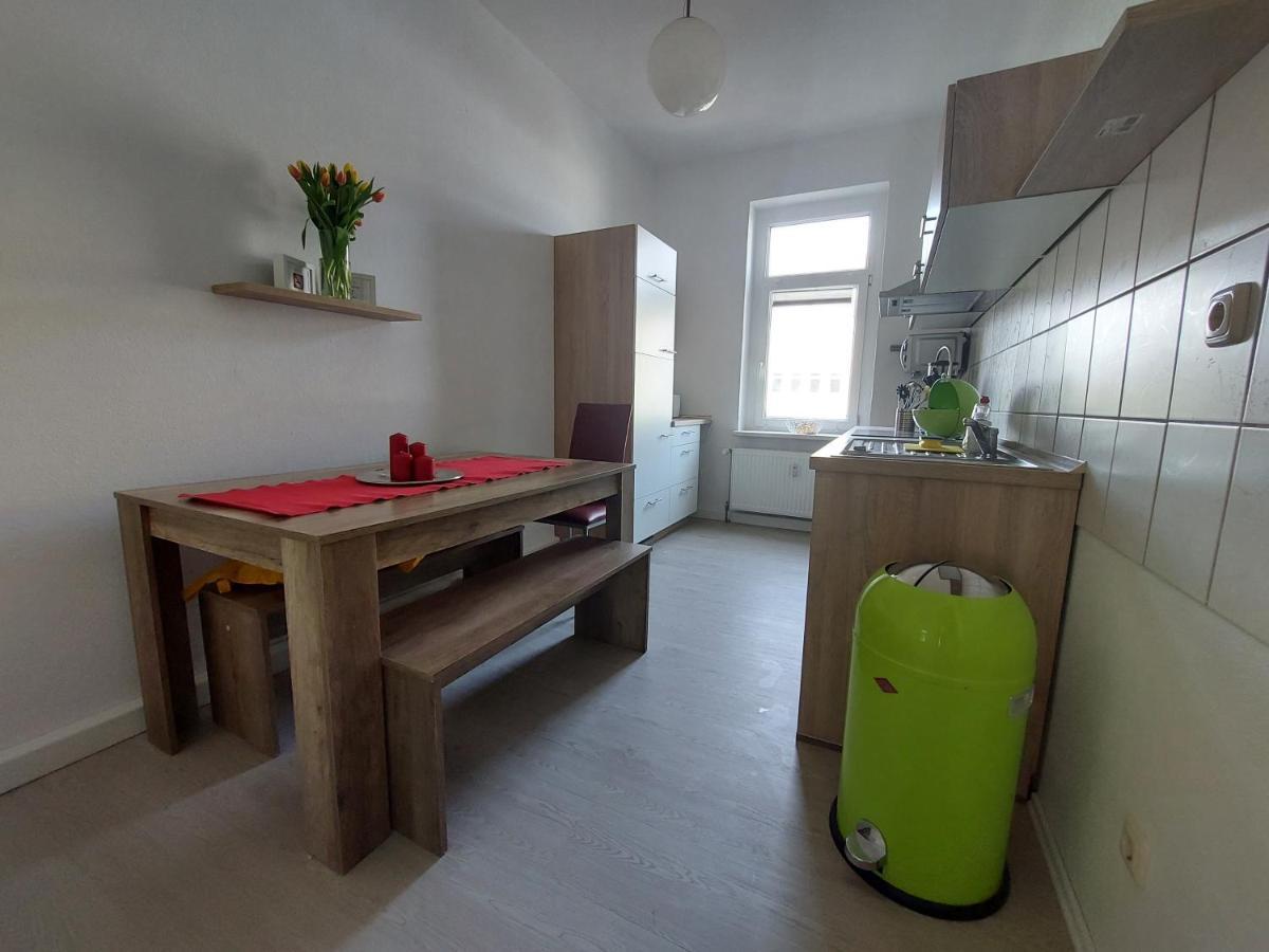 Schoene Zwei-Zimmer-Wohnung "W2" Mit 4 Einzelbetten Und Wlan In Zwenkau Bei Leipzig Im Neuseenland Dış mekan fotoğraf